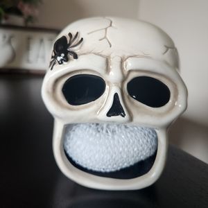 Ceramic Spooky Skull Scrubby Sponge Holder